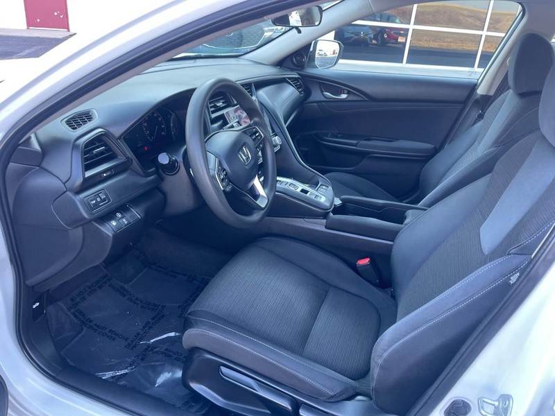 Honda Insight Vehicle Image 18