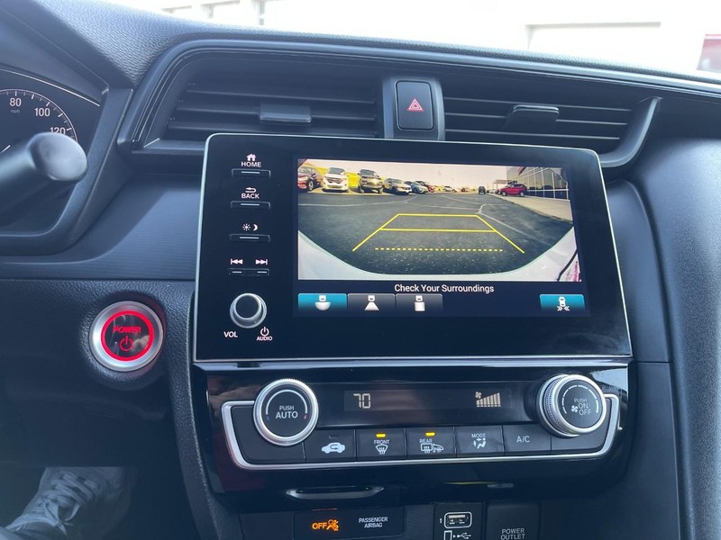 Honda Insight Vehicle Image 30