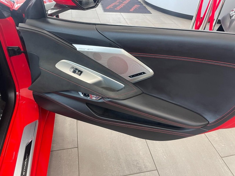 Chevrolet Corvette Vehicle Image 15