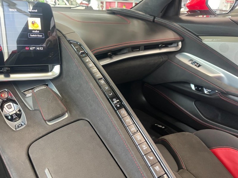 Chevrolet Corvette Vehicle Image 33