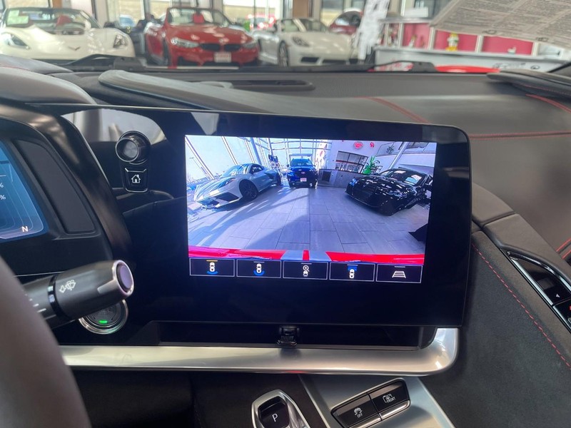 Chevrolet Corvette Vehicle Image 36