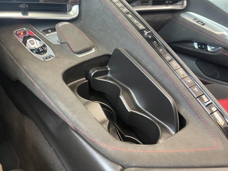 Chevrolet Corvette Vehicle Image 40