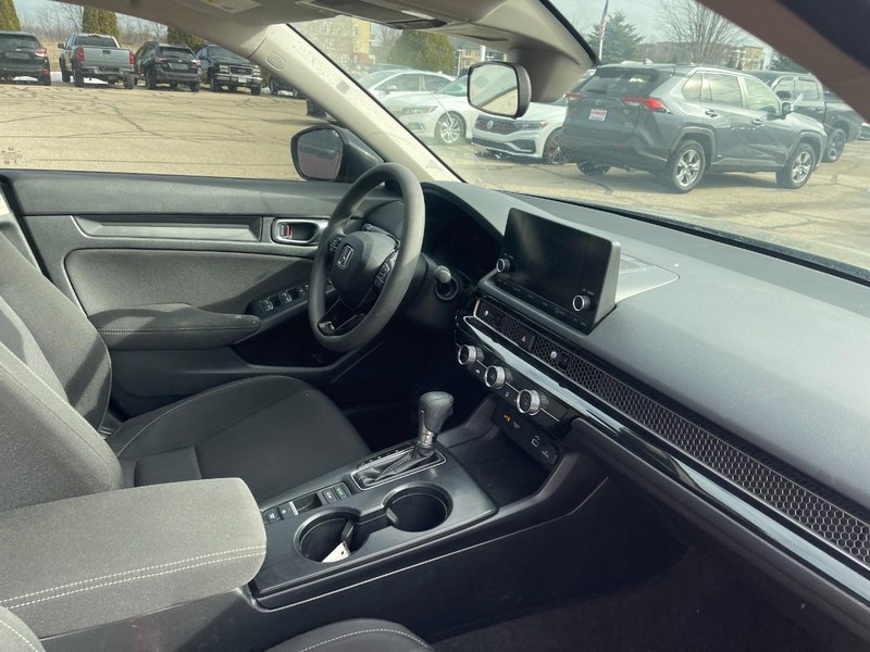 Honda Civic Sedan Vehicle Image 02