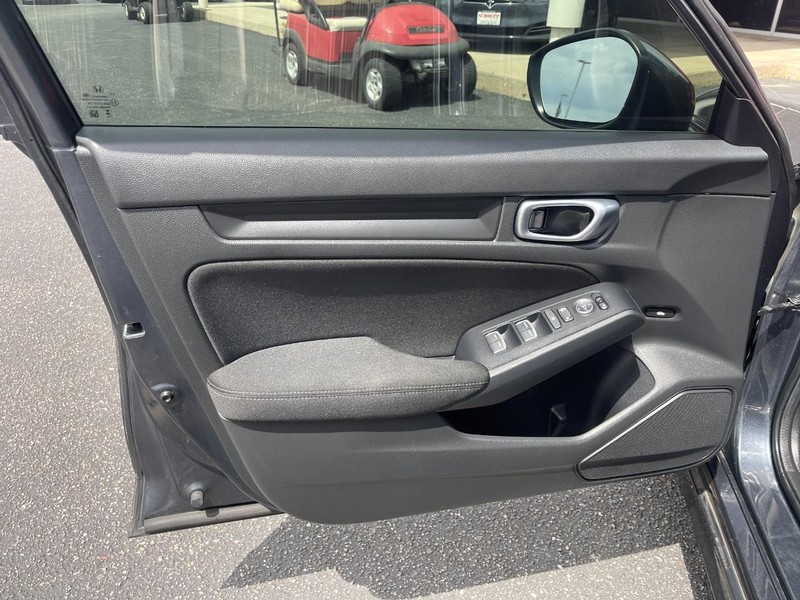 Honda Civic Sedan Vehicle Image 14