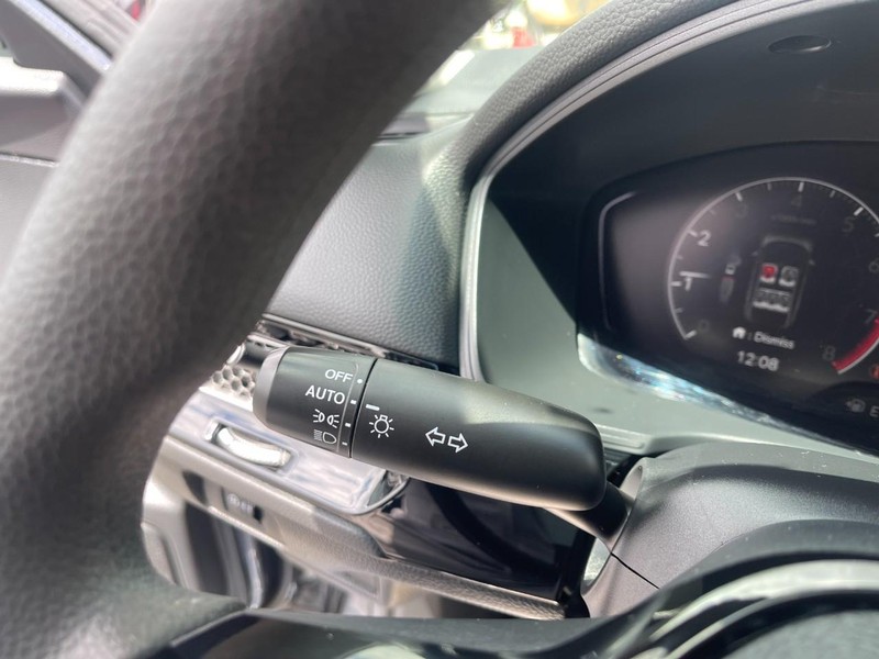Honda Civic Sedan Vehicle Image 19