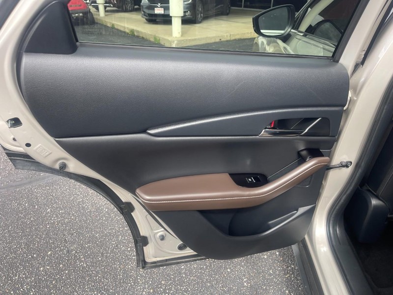 Mazda CX-30 Vehicle Image 20