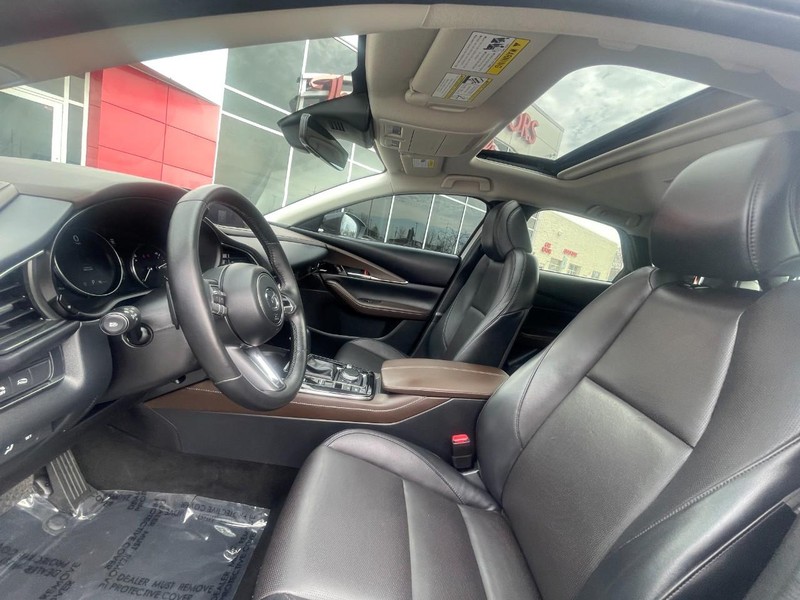 Mazda CX-30 Vehicle Image 23
