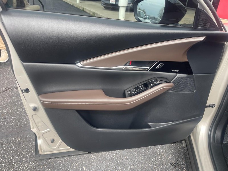Mazda CX-30 Vehicle Image 24