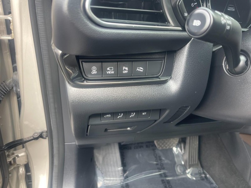 Mazda CX-30 Vehicle Image 25