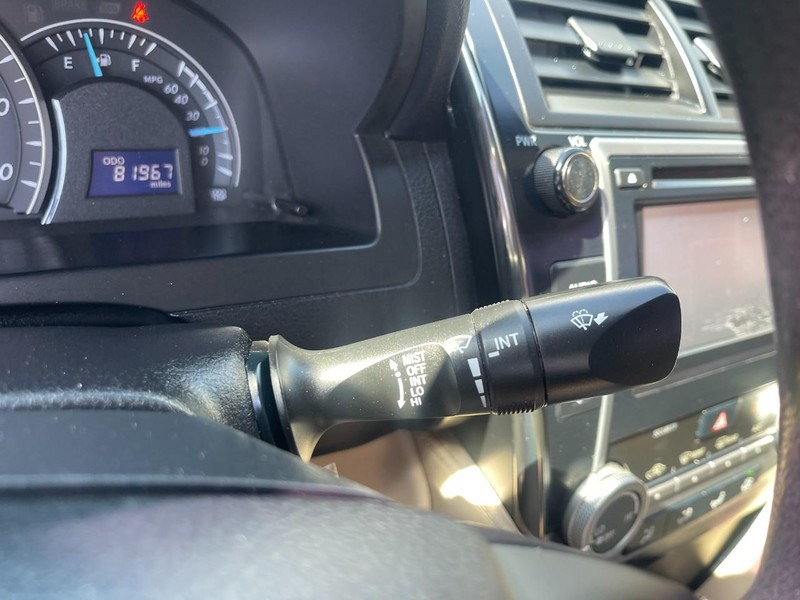 Toyota Camry Vehicle Image 20