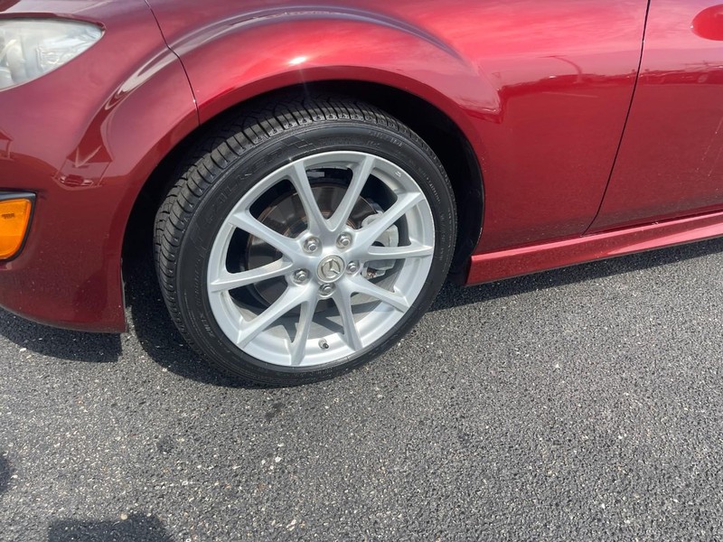 Mazda MX-5 Miata Vehicle Image 06