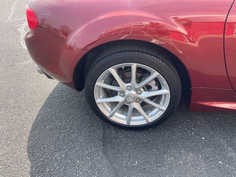 Mazda MX-5 Miata Vehicle Image 08