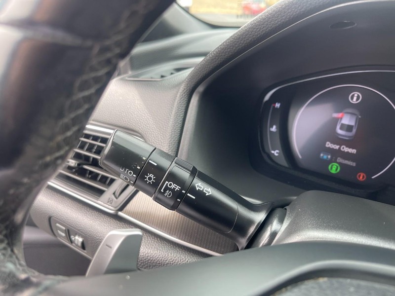 Honda Accord Sedan Vehicle Image 17