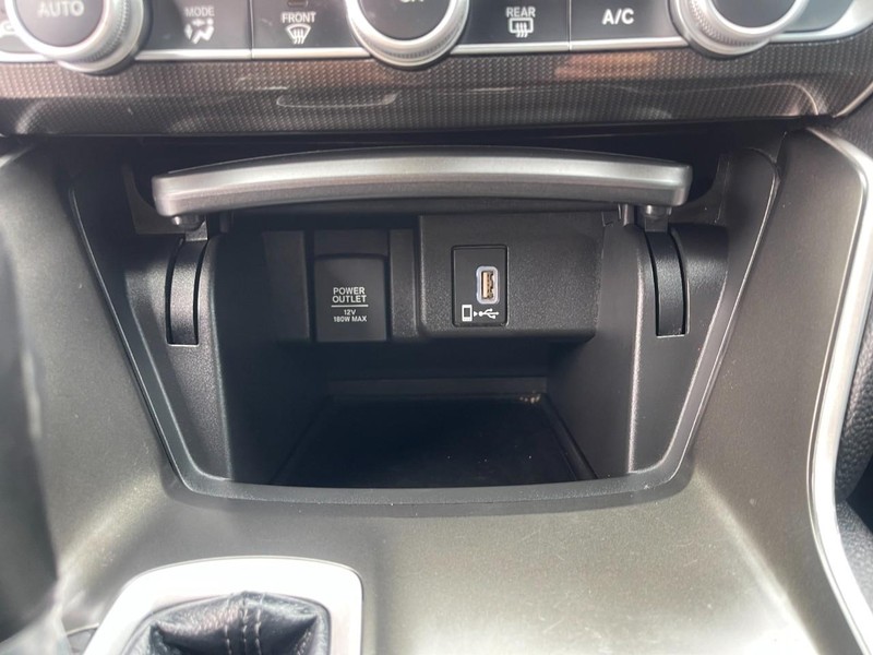 Honda Accord Sedan Vehicle Image 20