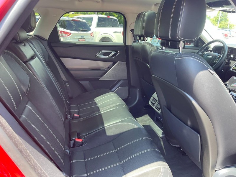 Land Rover Range Rover Velar Vehicle Image 10