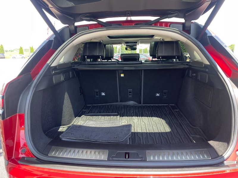 Land Rover Range Rover Velar Vehicle Image 13