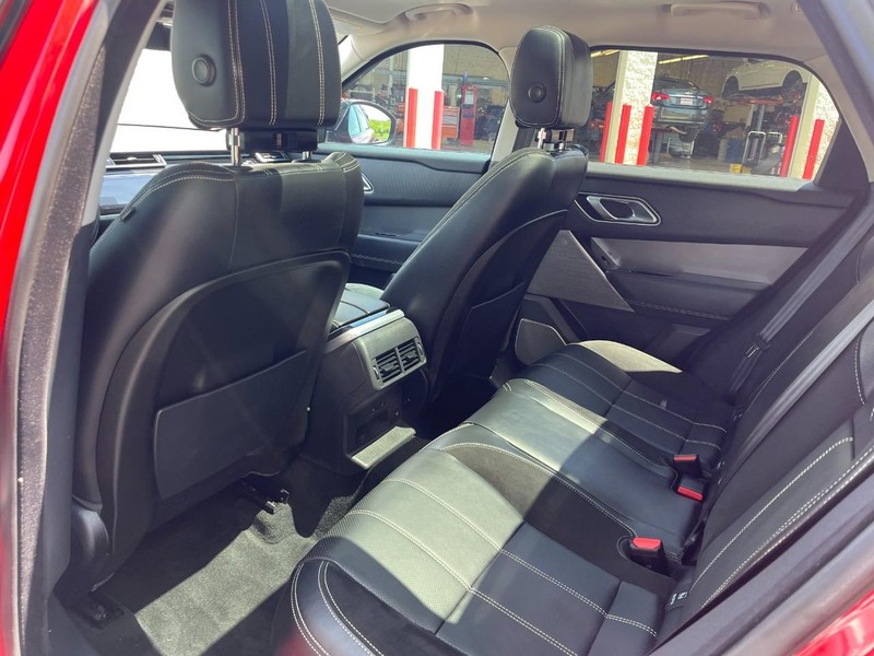 Land Rover Range Rover Velar Vehicle Image 15