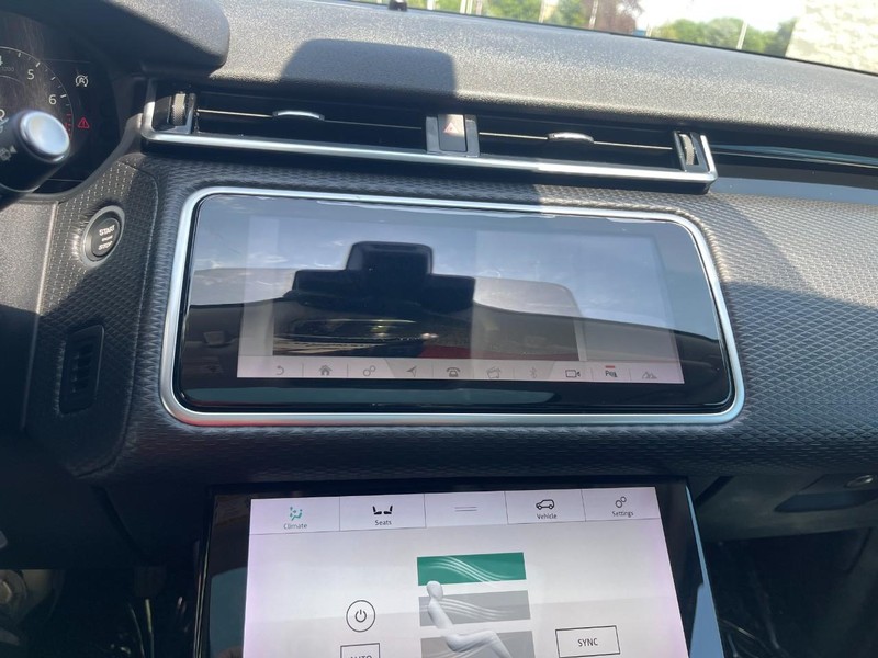 Land Rover Range Rover Velar Vehicle Image 26