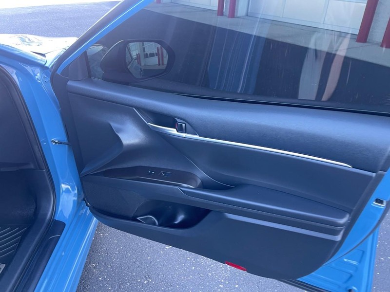 Toyota Camry Vehicle Image 07