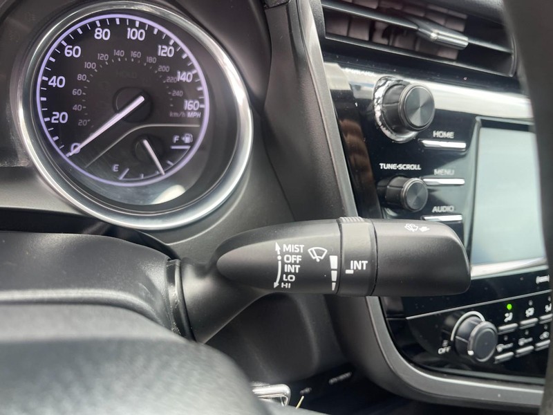 Toyota Camry Vehicle Image 20