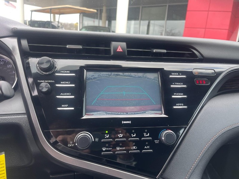 Toyota Camry Vehicle Image 23