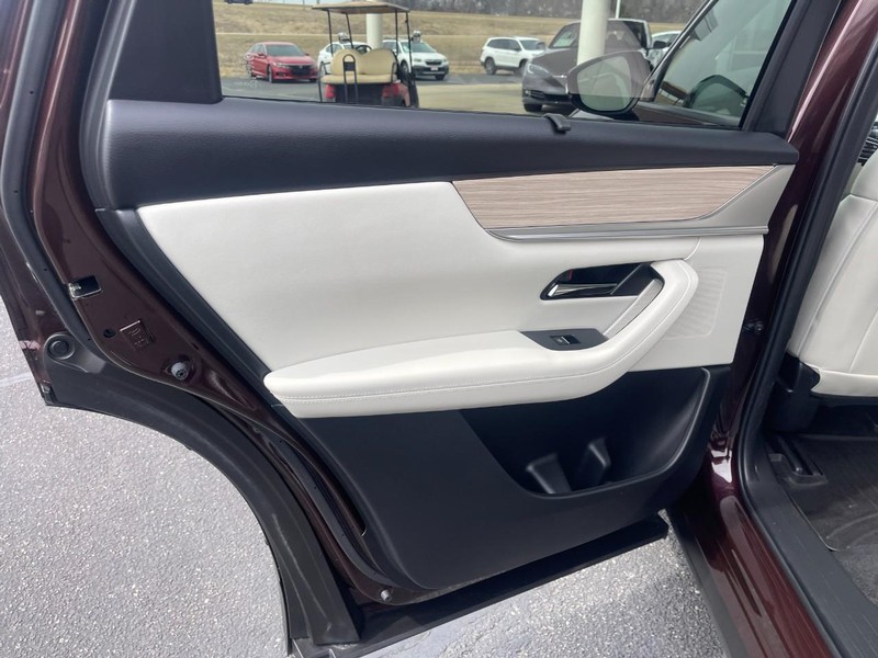 Mazda CX-90 Vehicle Image 23