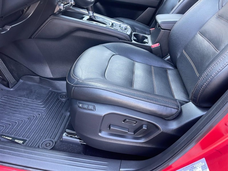 Mazda CX-5 Vehicle Image 22