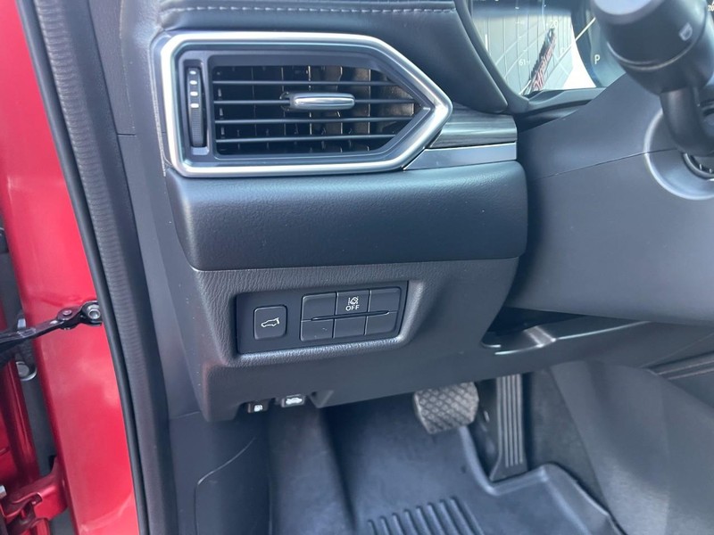 Mazda CX-5 Vehicle Image 24