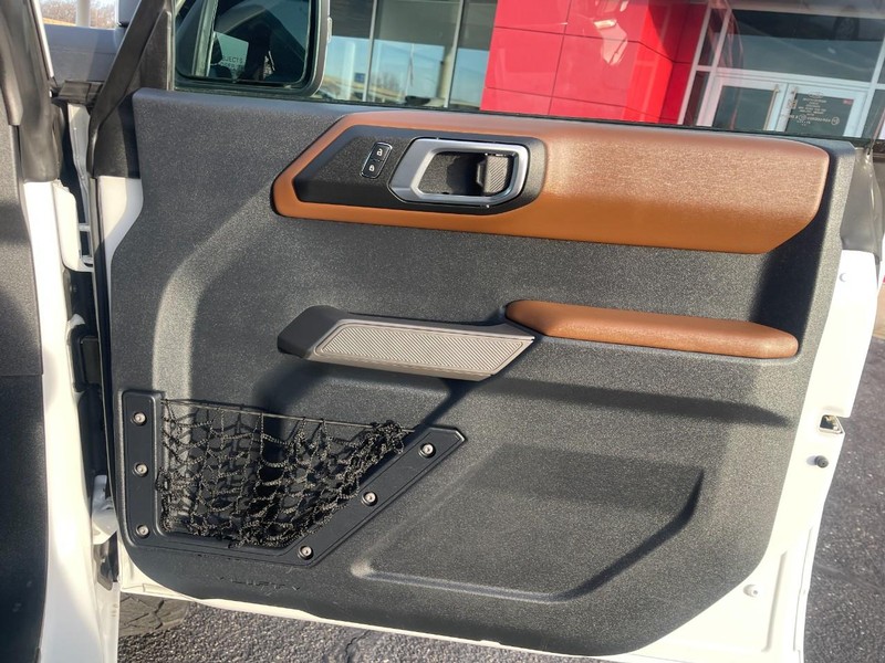 Ford Bronco Vehicle Image 12