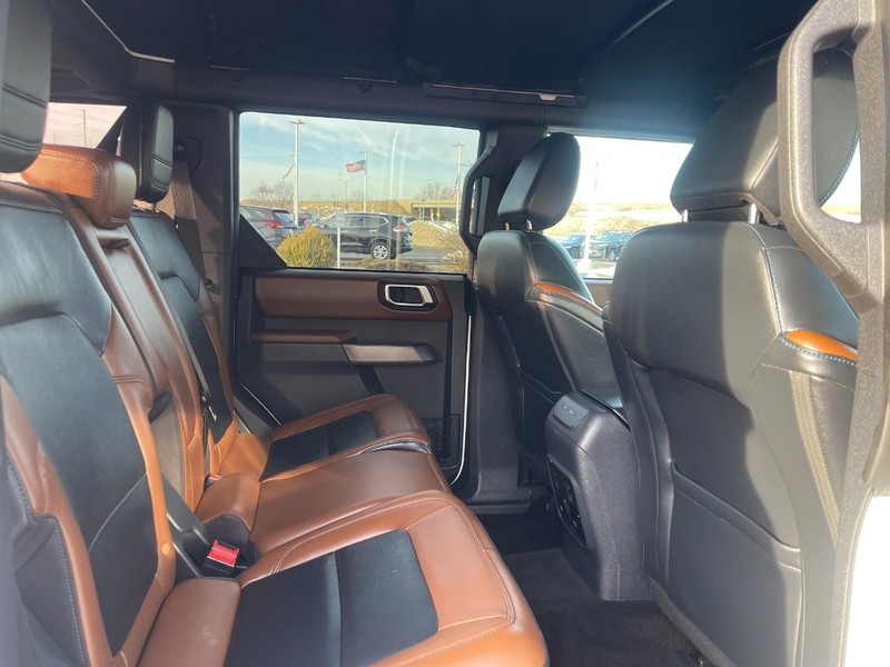 Ford Bronco Vehicle Image 13