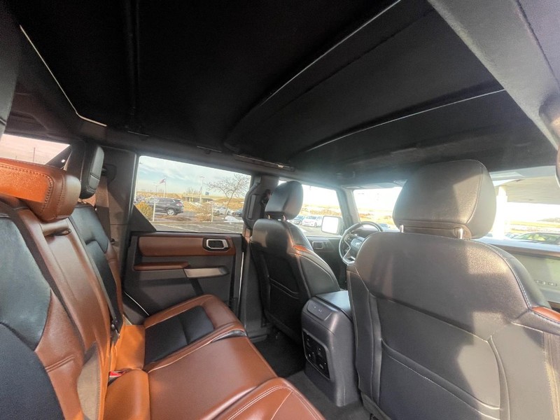 Ford Bronco Vehicle Image 14