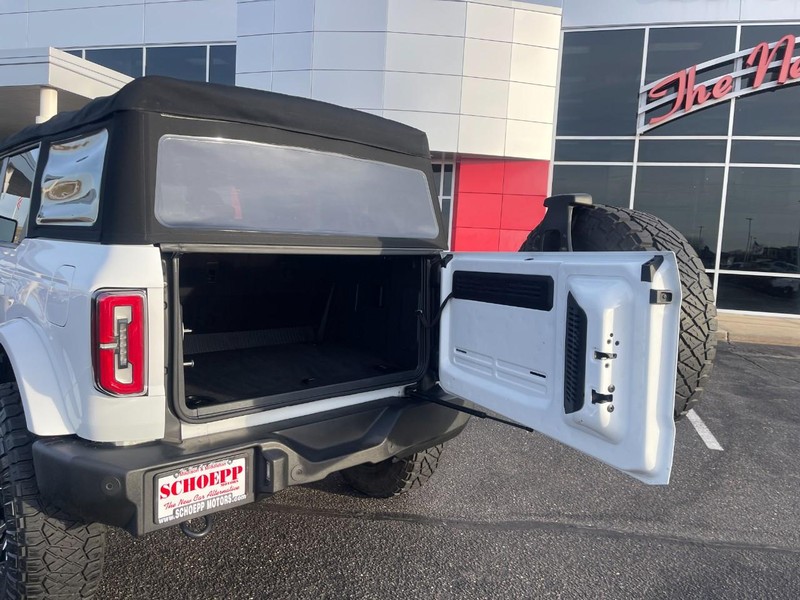 Ford Bronco Vehicle Image 16