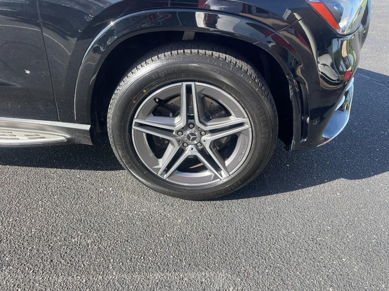 Mercedes-Benz GLE Vehicle Image 07