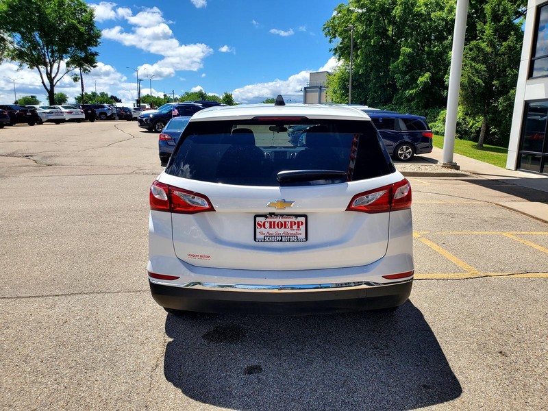 Chevrolet Equinox Vehicle Image 06