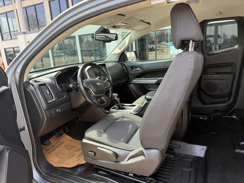 Chevrolet Colorado Vehicle Image 07