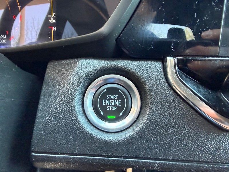 Chevrolet Colorado Vehicle Image 23