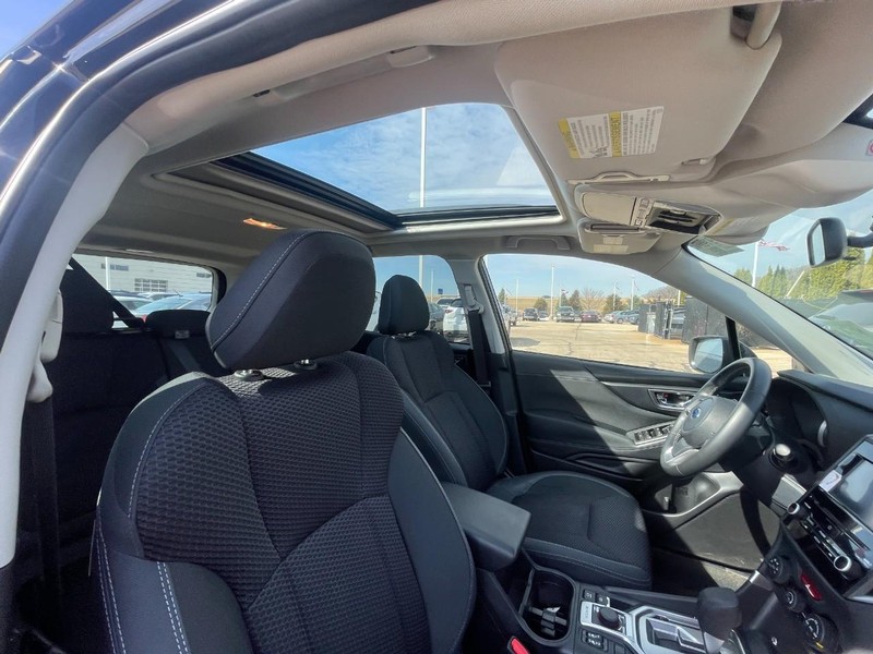 Subaru Forester Vehicle Image 03