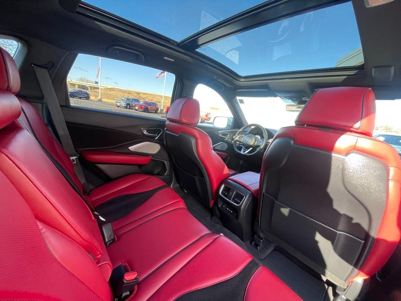 Acura RDX Vehicle Image 15