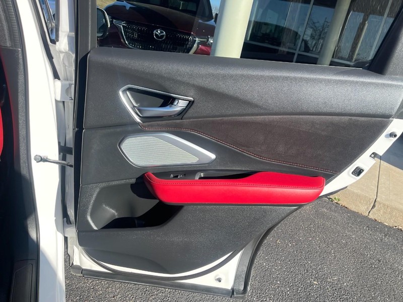 Acura RDX Vehicle Image 16