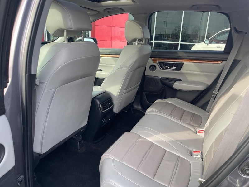 Honda CR-V Vehicle Image 13