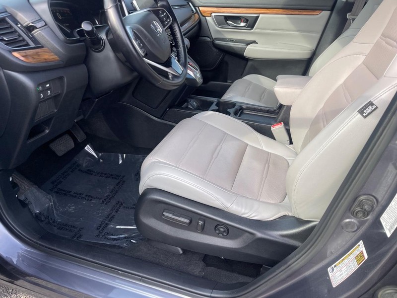 Honda CR-V Vehicle Image 16