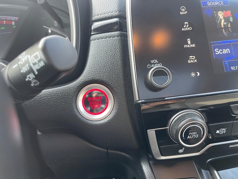 Honda CR-V Vehicle Image 26