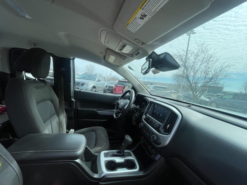 Chevrolet Colorado Vehicle Image 03