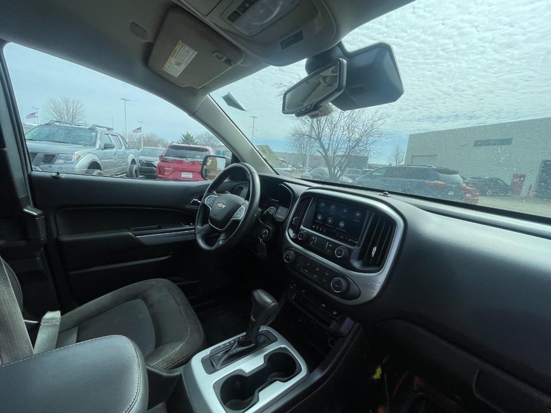 Chevrolet Colorado Vehicle Image 04