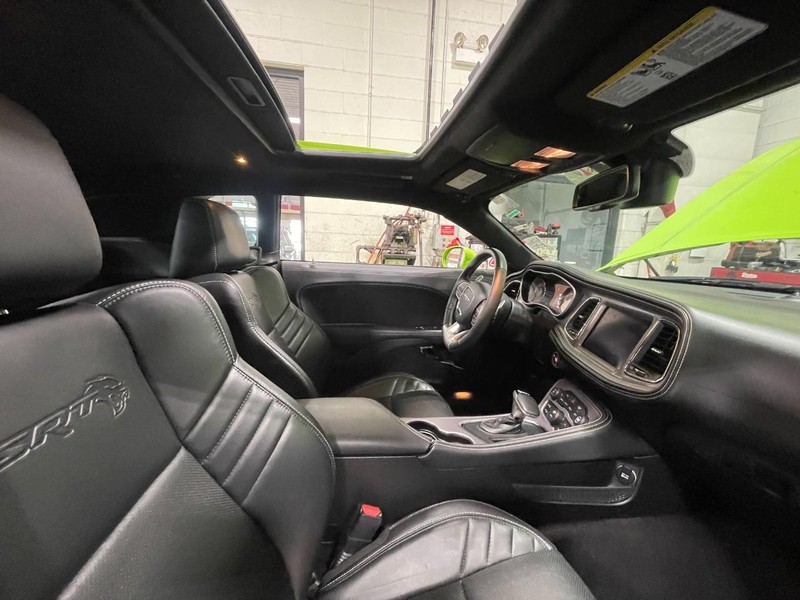 Dodge Challenger Vehicle Image 03