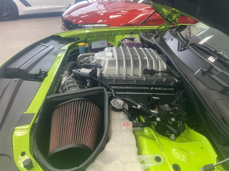 Dodge Challenger Vehicle Image 37