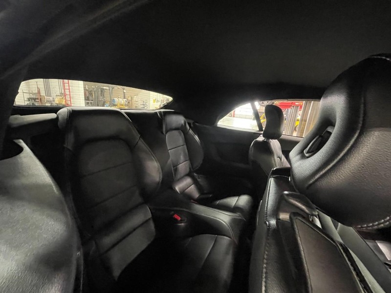 Ford Mustang Vehicle Image 04