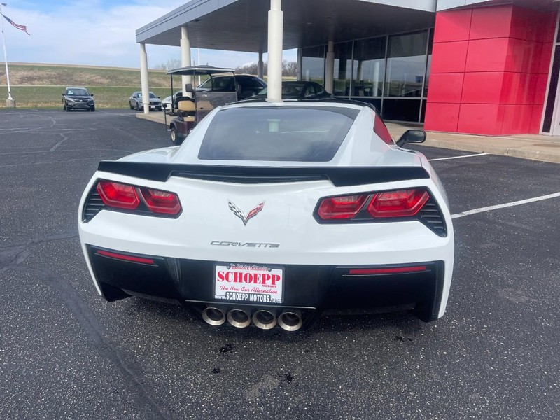 Chevrolet Corvette Vehicle Image 04