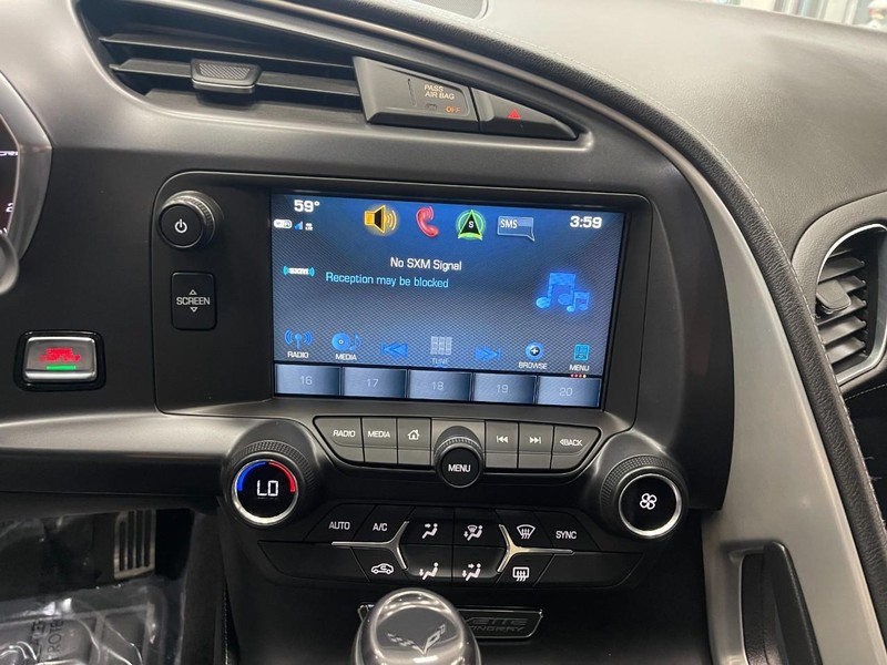 Chevrolet Corvette Vehicle Image 10