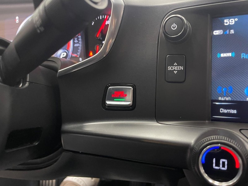 Chevrolet Corvette Vehicle Image 35